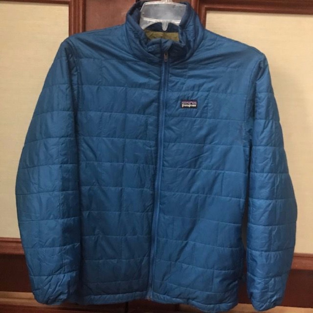 Patagonia puffer kids SZ 12 blue jacket